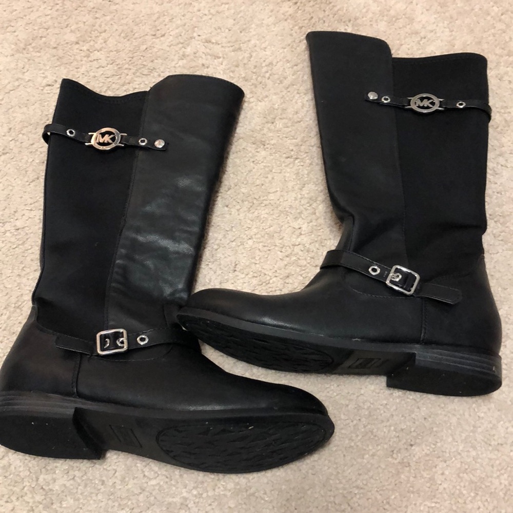 Michael Kors boots....READ DESCRIPTION